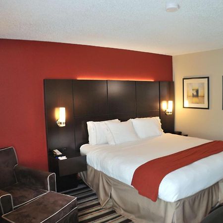 Holiday Inn Express Nashville W-I40 By Ihg Bagian luar foto