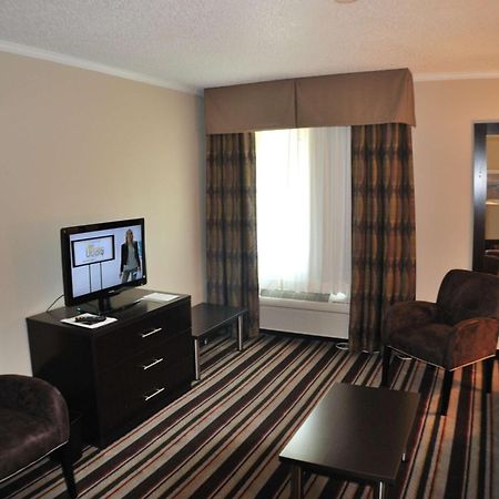 Holiday Inn Express Nashville W-I40 By Ihg Bagian luar foto