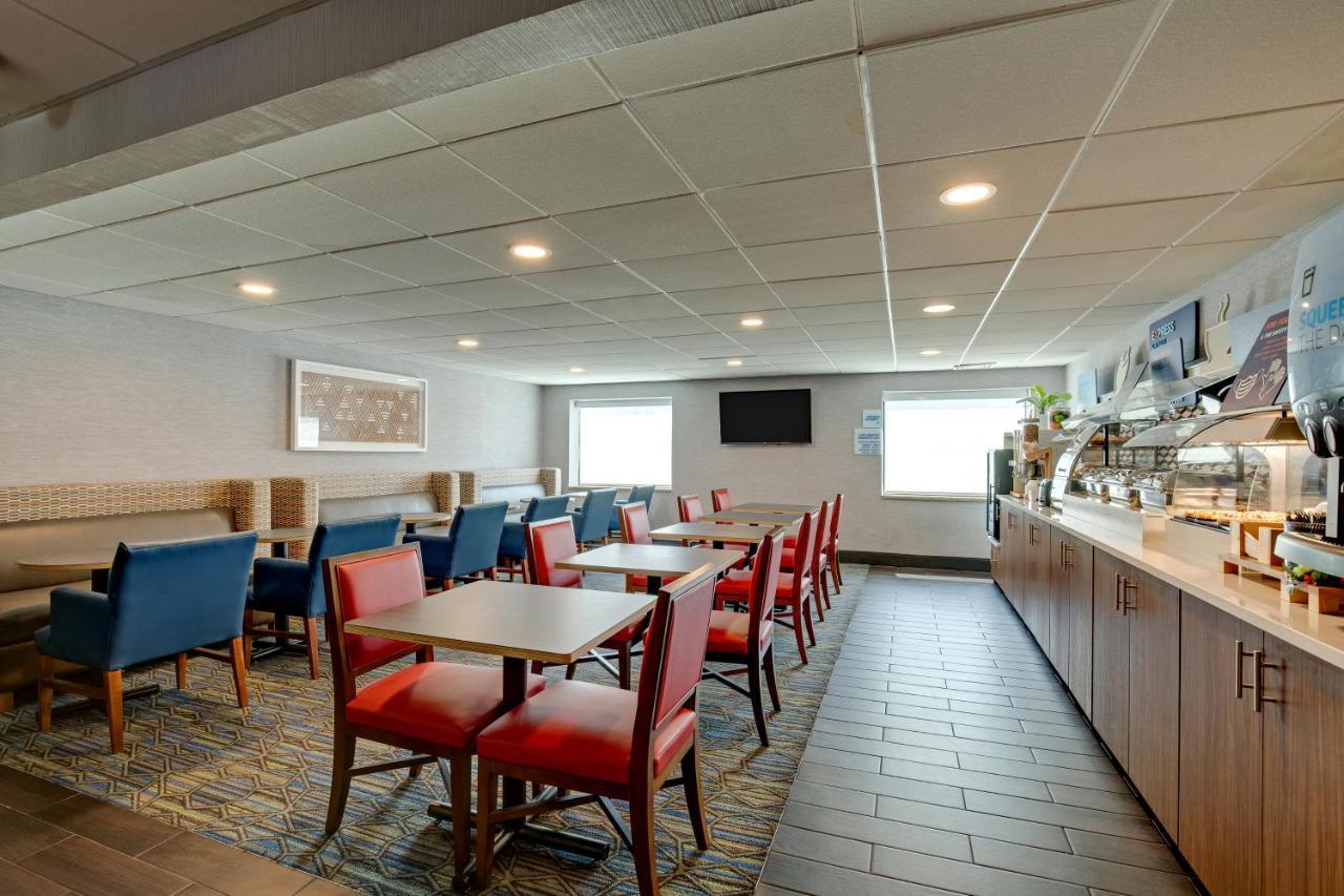 Holiday Inn Express Nashville W-I40 By Ihg Bagian luar foto