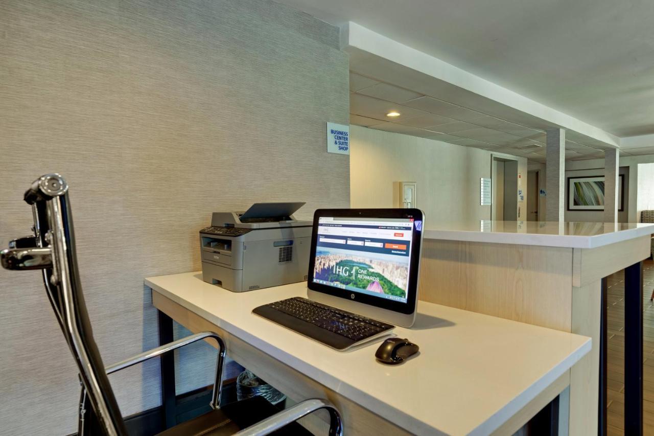 Holiday Inn Express Nashville W-I40 By Ihg Bagian luar foto