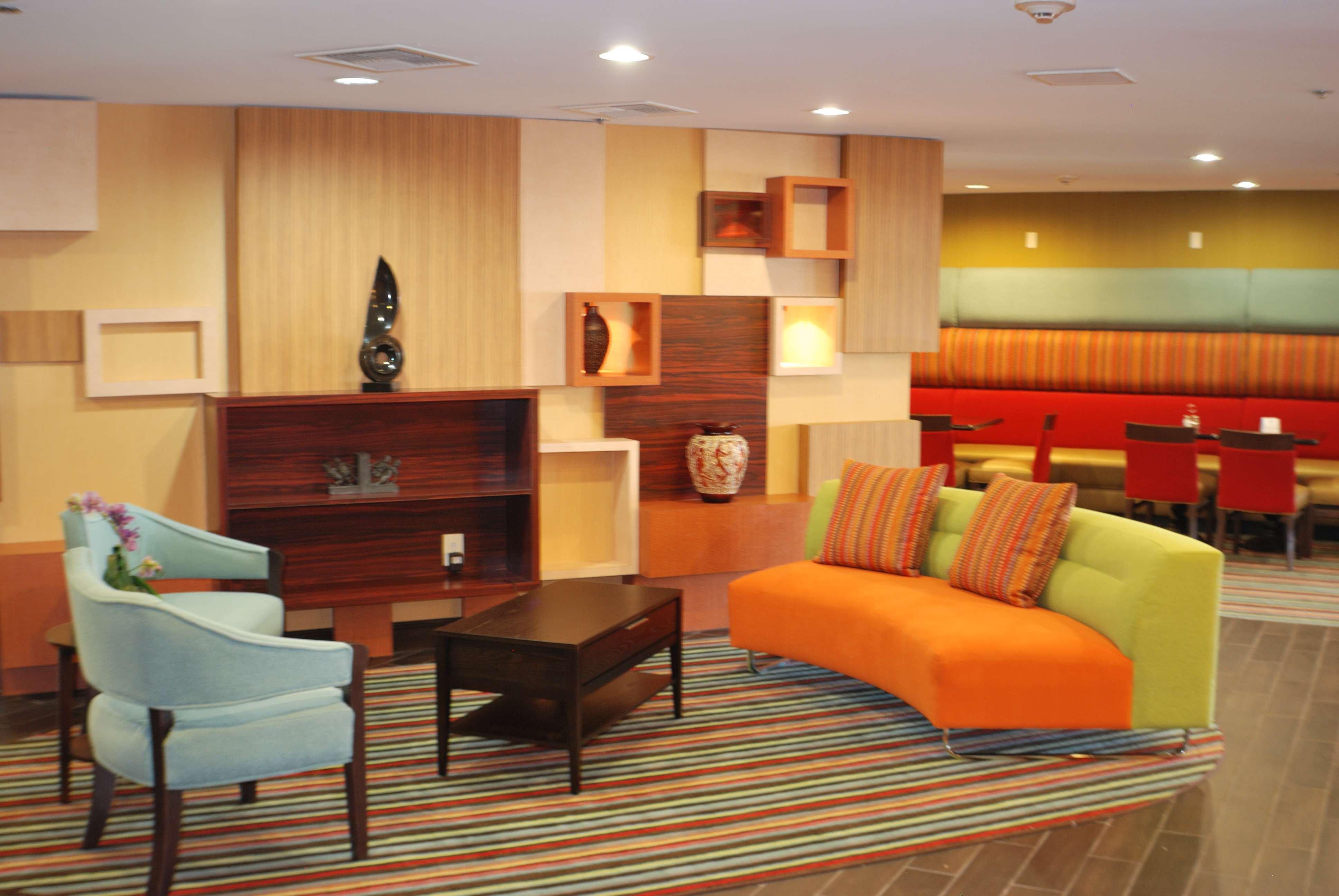 Holiday Inn Express Nashville W-I40 By Ihg Bagian luar foto