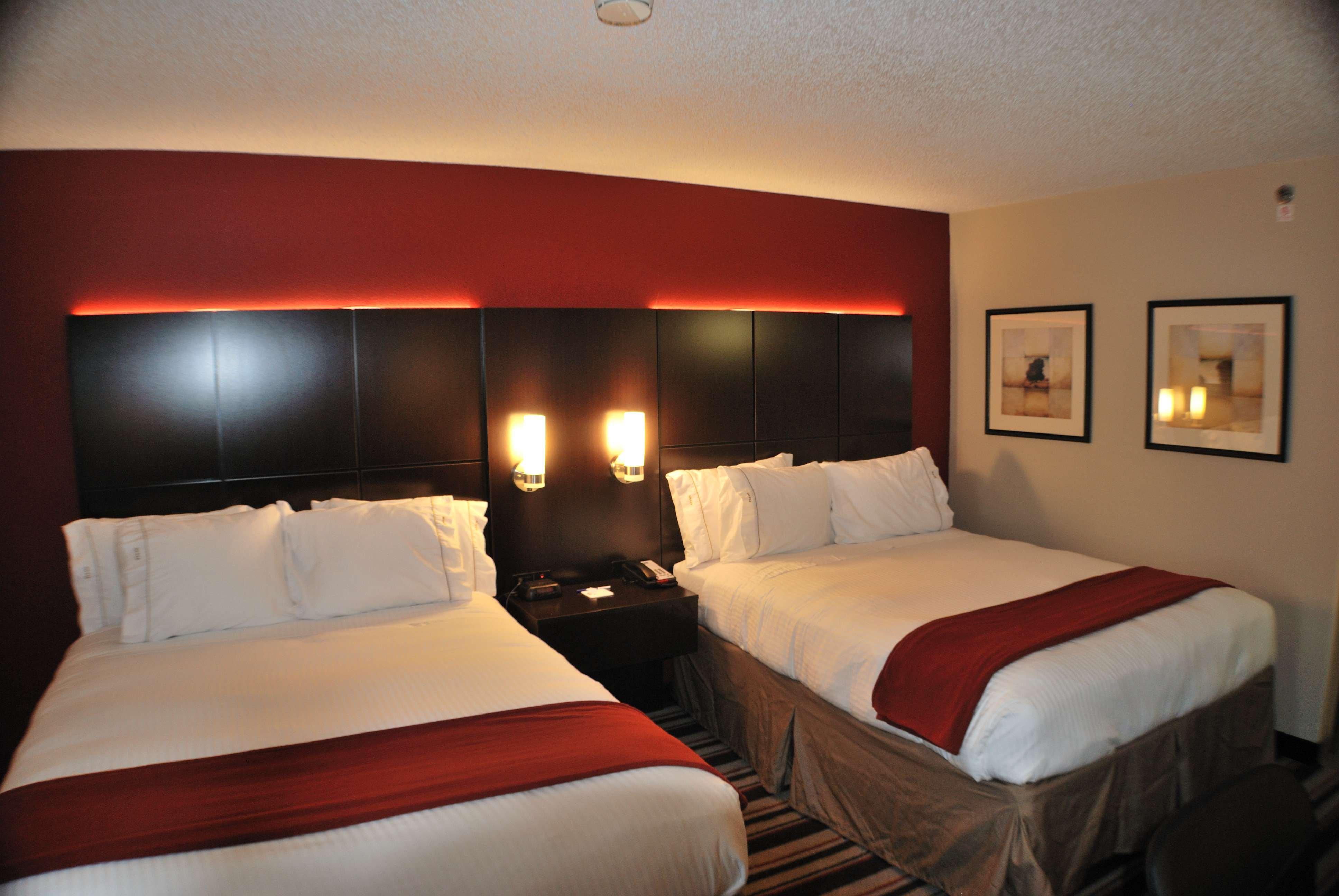 Holiday Inn Express Nashville W-I40 By Ihg Bagian luar foto