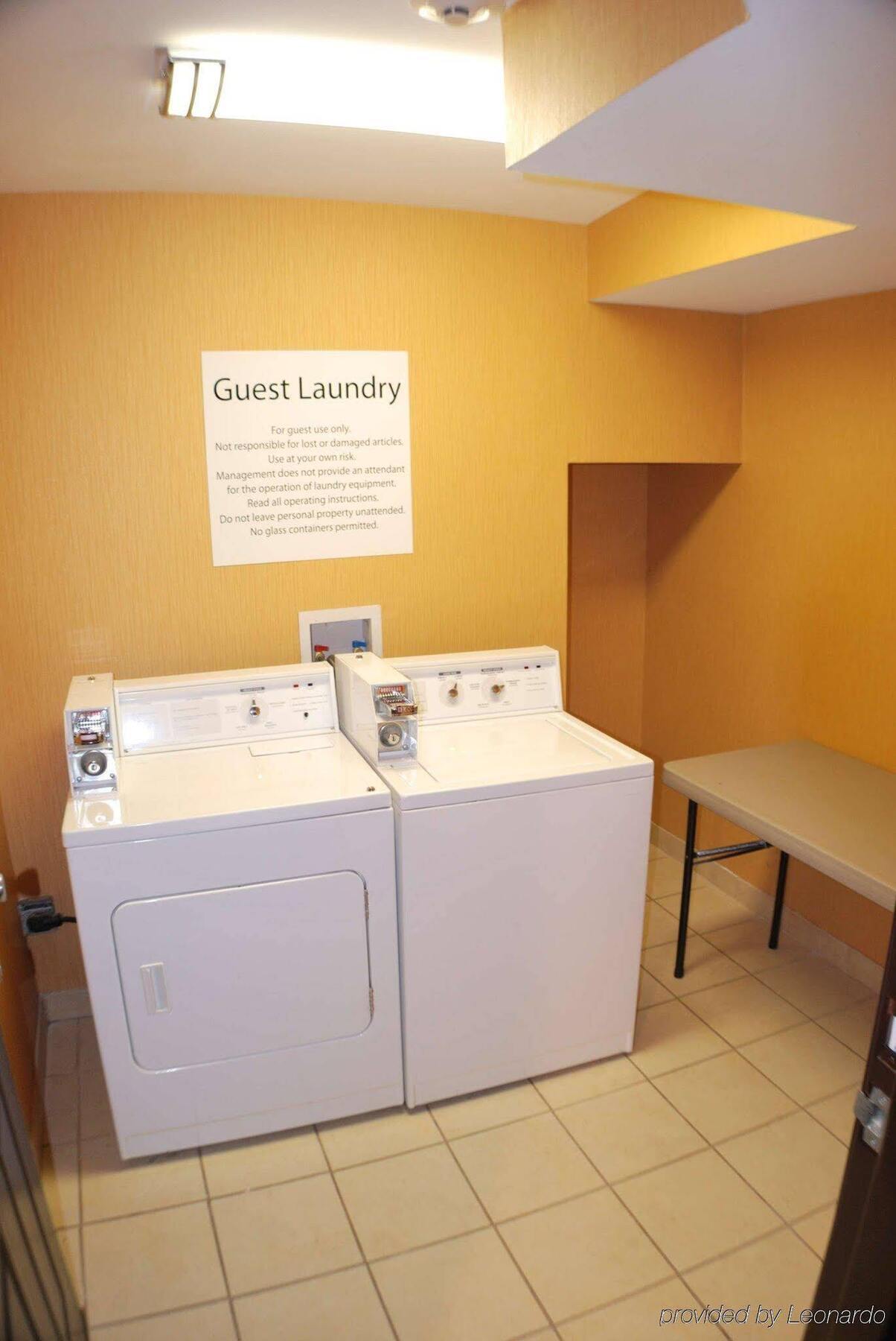 Holiday Inn Express Nashville W-I40 By Ihg Bagian luar foto